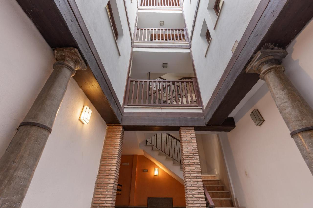 Apartamentos Nuria 19 Granada Dış mekan fotoğraf